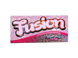Fusion Birthday Cake Chocolate Bar – creamy white chocolate infused with colorful sprinkles and sweet birthday cake flavor for a festive and indulgent treat